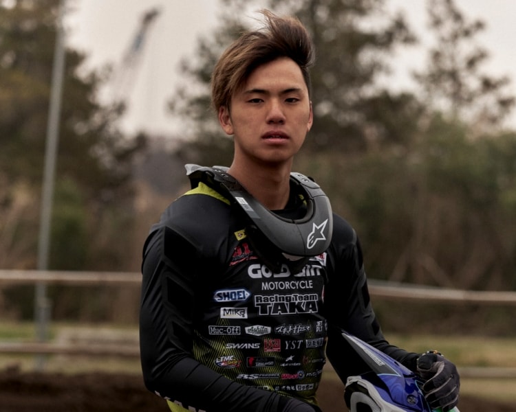 中島漱也のビジュアル