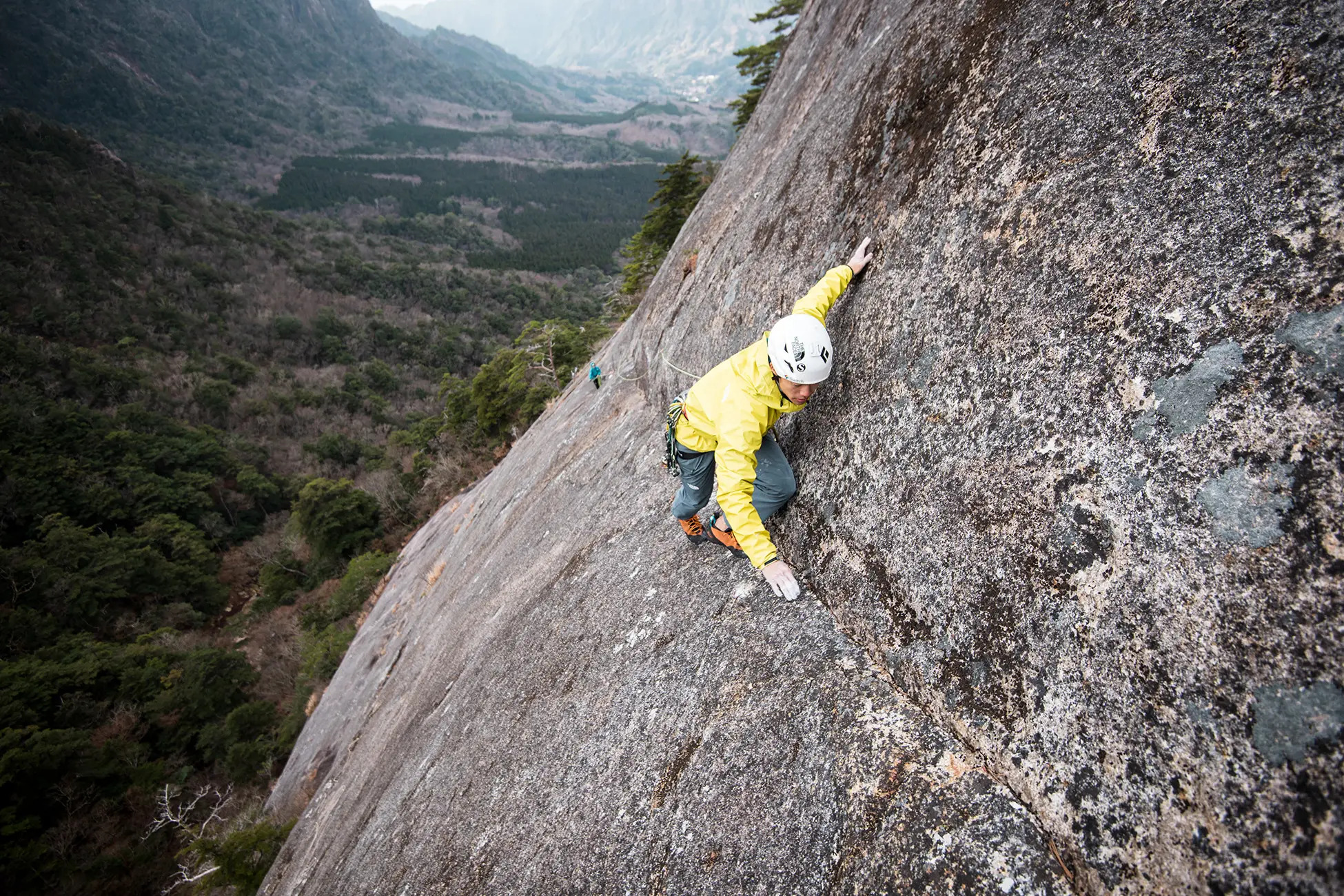 SUMMIT SERIES CLIMB
