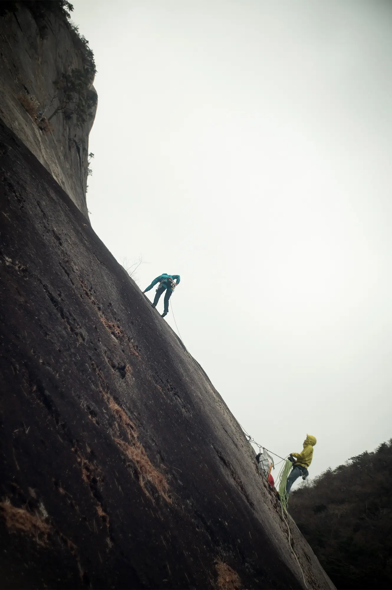 SUMMIT SERIES CLIMB