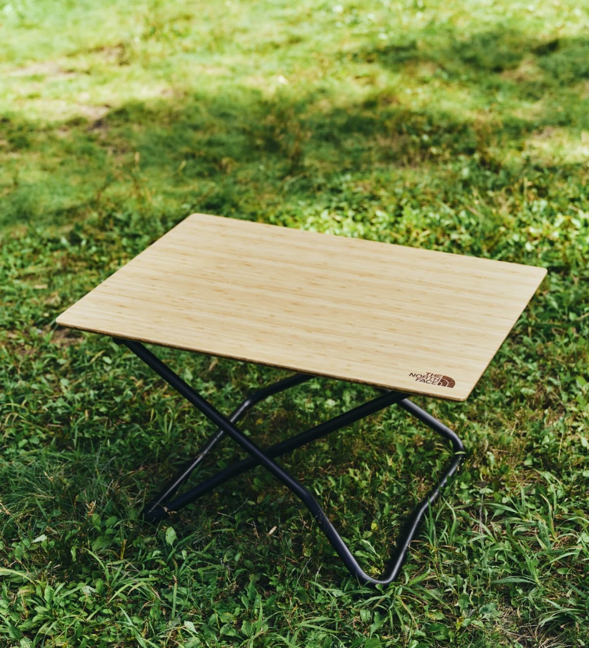 TNF Camp Table（TNFキャンプテーブル）